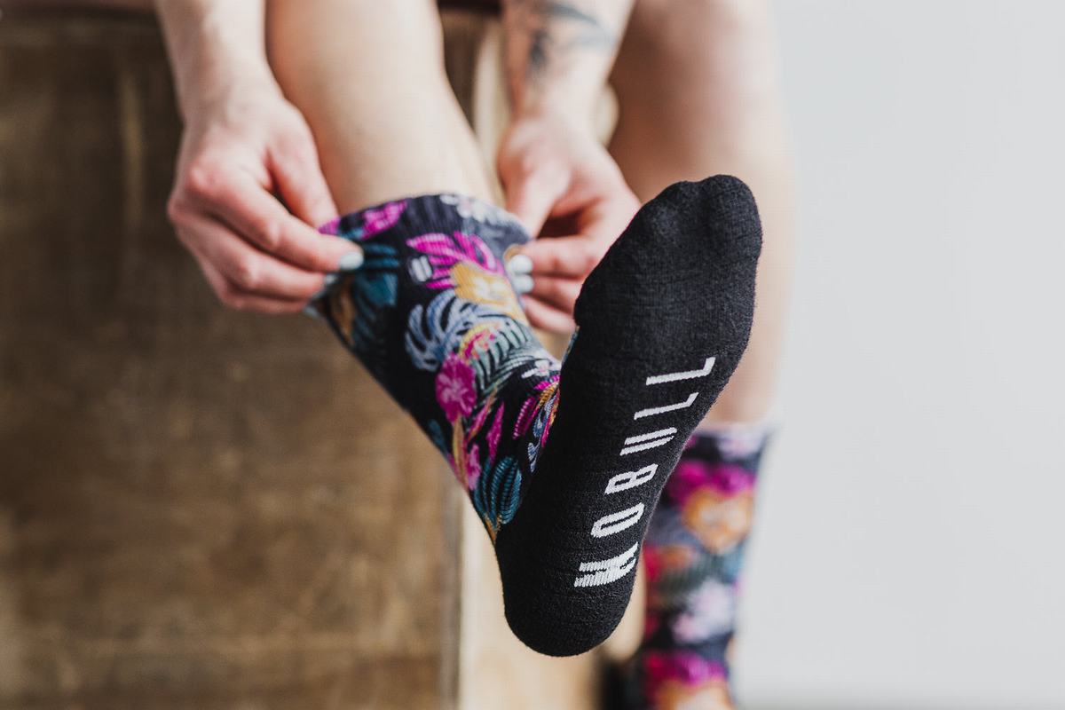 Nobull Crew Tropical Men's Socks Black | Australia (ON8925)